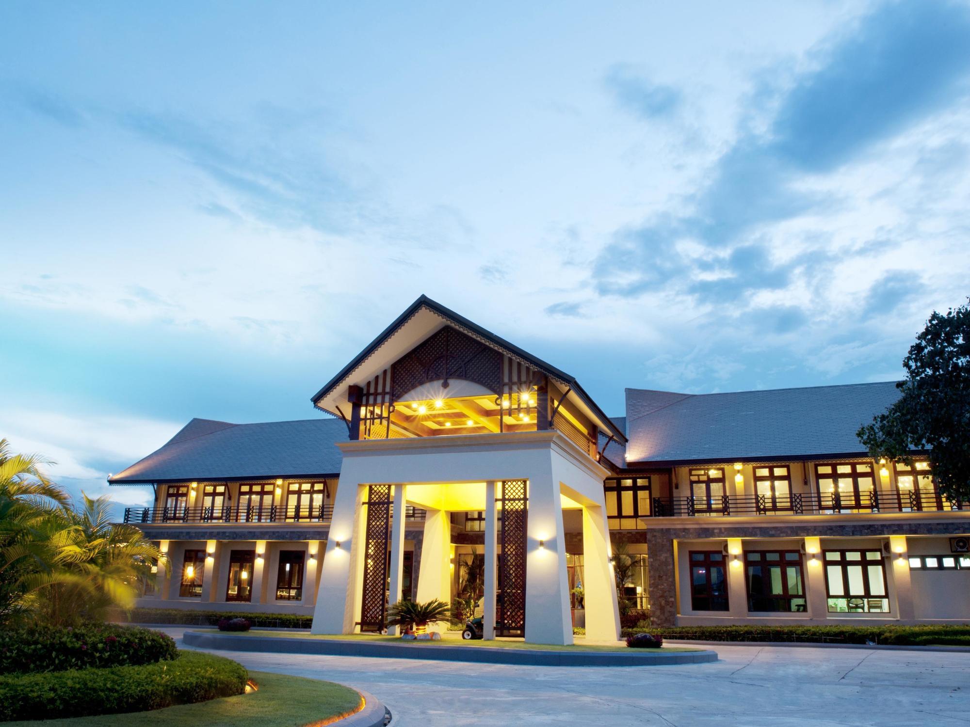 Emerald Palace Hotel Naypyidaw Exterior photo